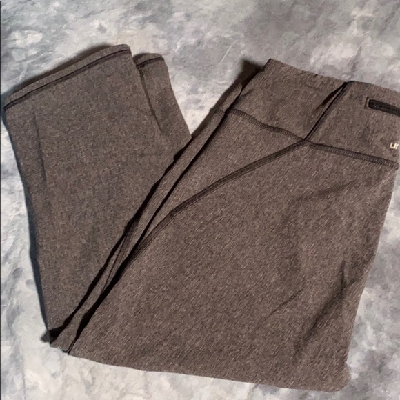 💚 3 for $15 💚 - Under Armour Capris approximate size Small - Picture 15 of 16